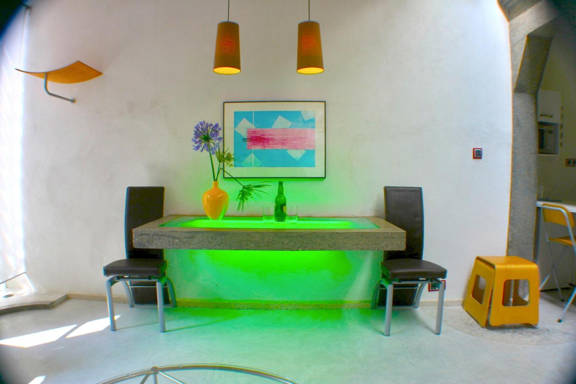Zentral Club Apartamento Proton-Jacuzzi Belmonte De Miranda Pokoj fotografie